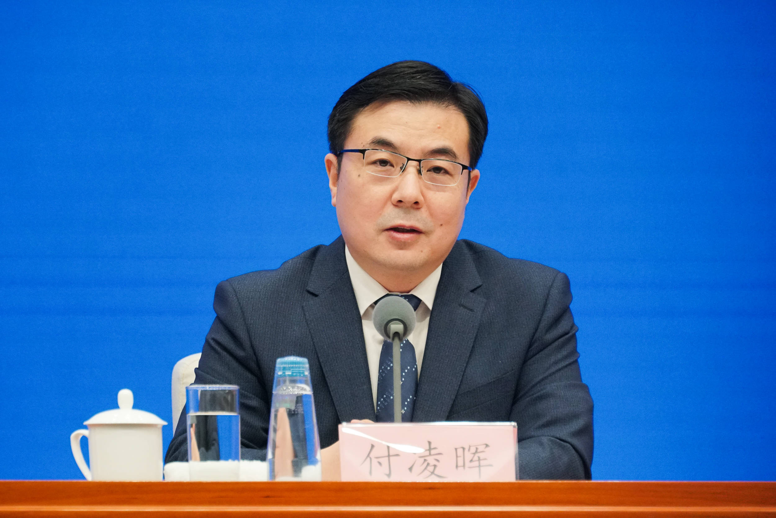 付凌晖：国内经济保持稳定恢复 房地产市场平稳发展