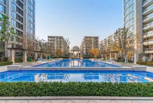 大发地产1.95亿元出售成都悦湖利鑫置业33%股权 预计亏损7840万元