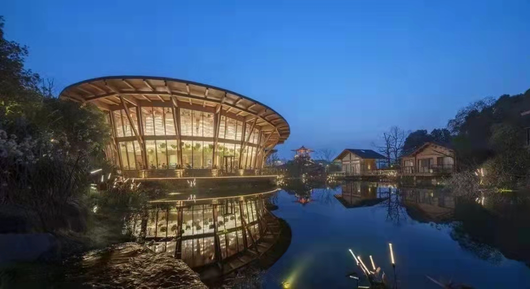 朱荣斌 告别阳光城